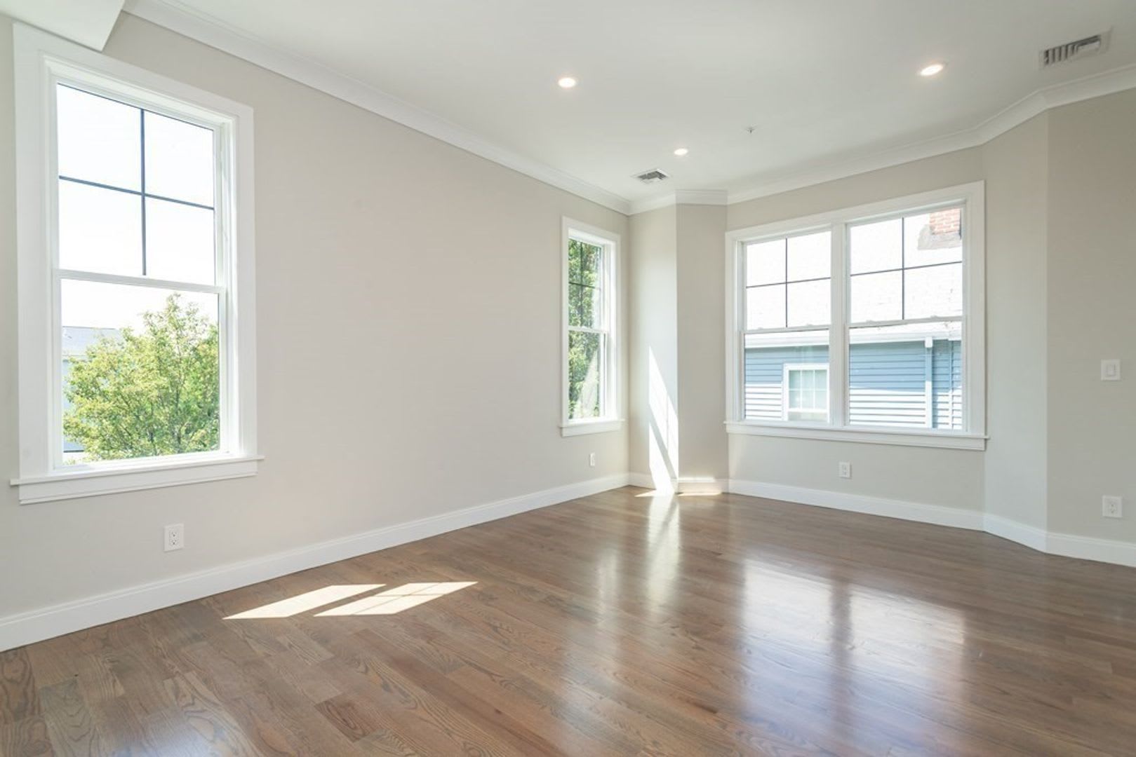 Charming 4 Bedroom – photo 5