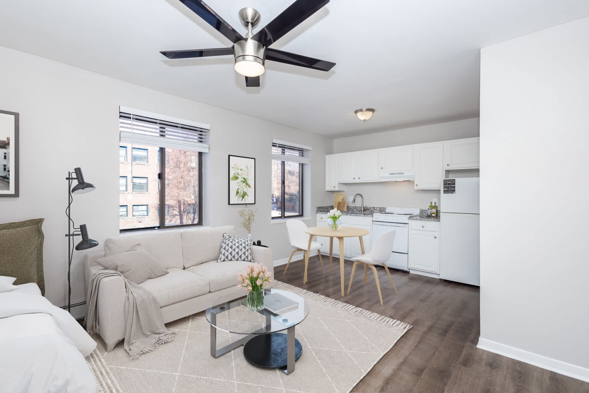 Crown Apartments – photo 4