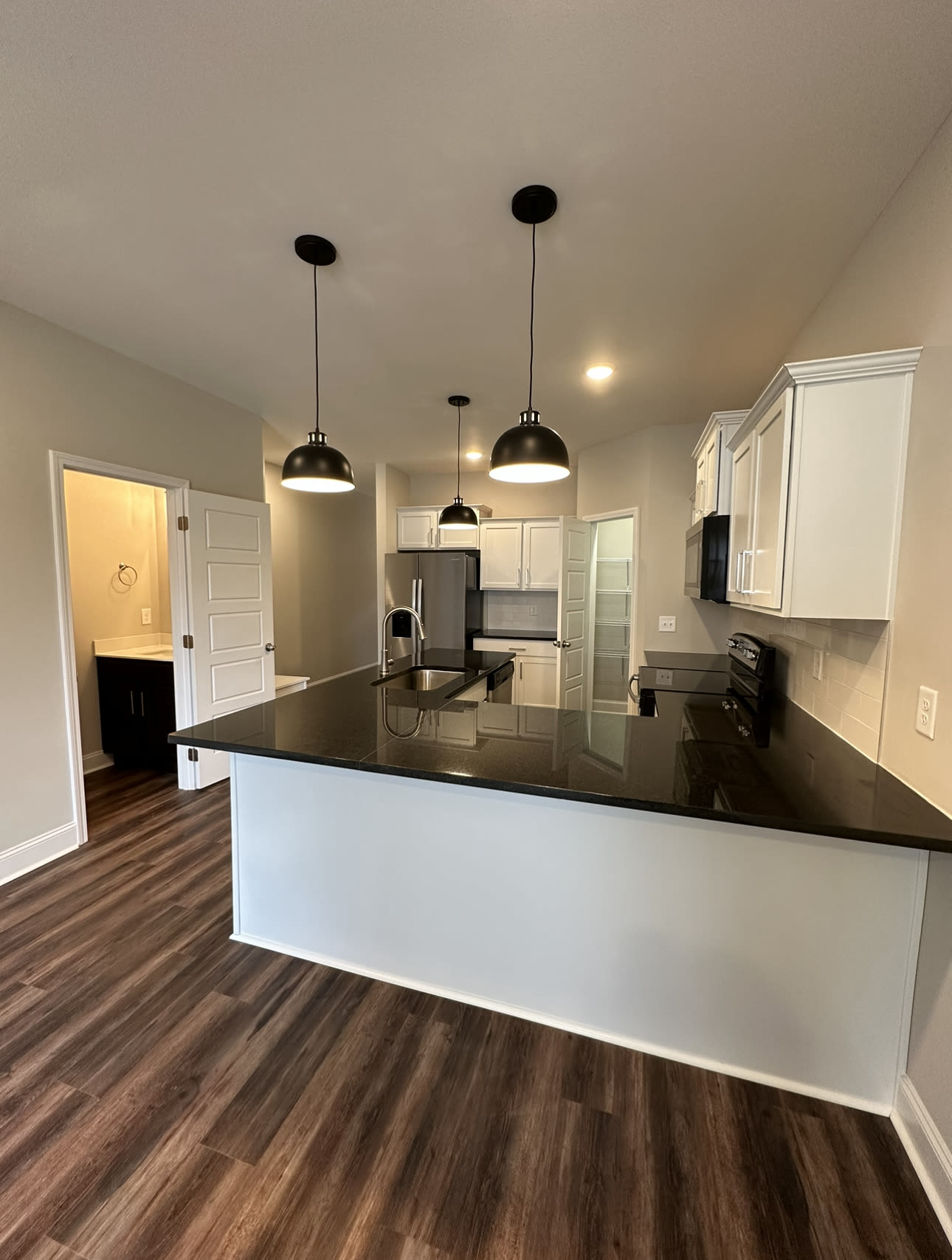 119 West Rossview Roadbuilding 2 I – photo 5