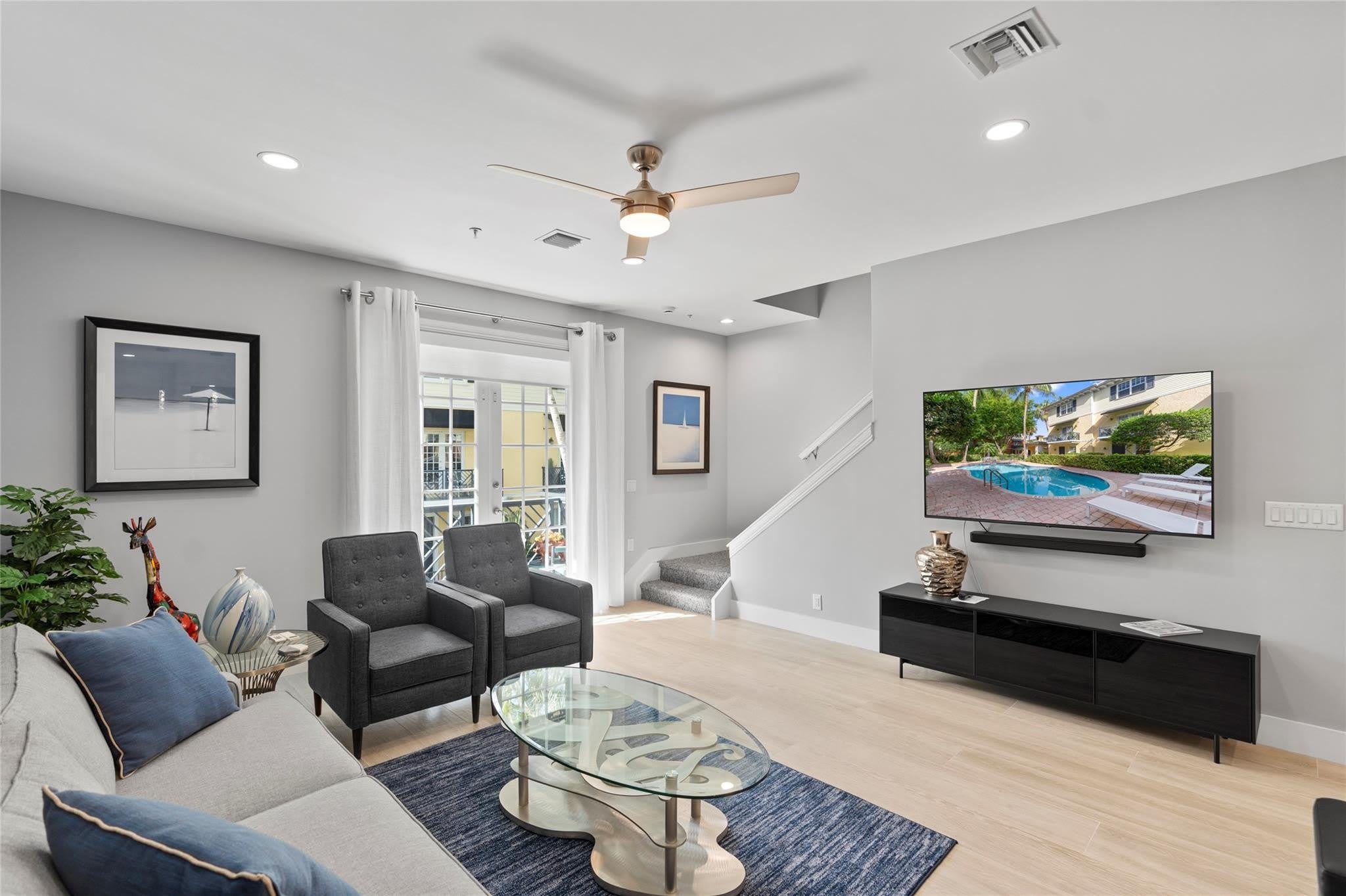 2241 NE 9th Avenue – photo 5