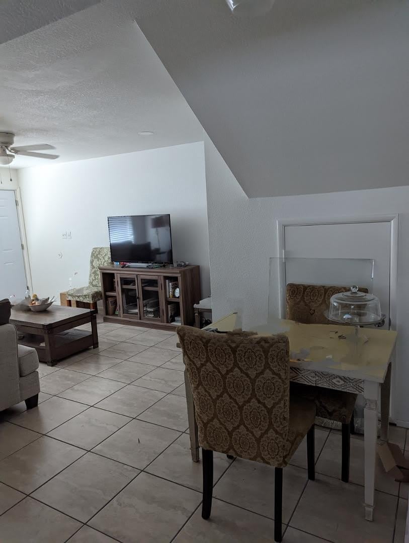 306 E Ludlow Drive – photo 5