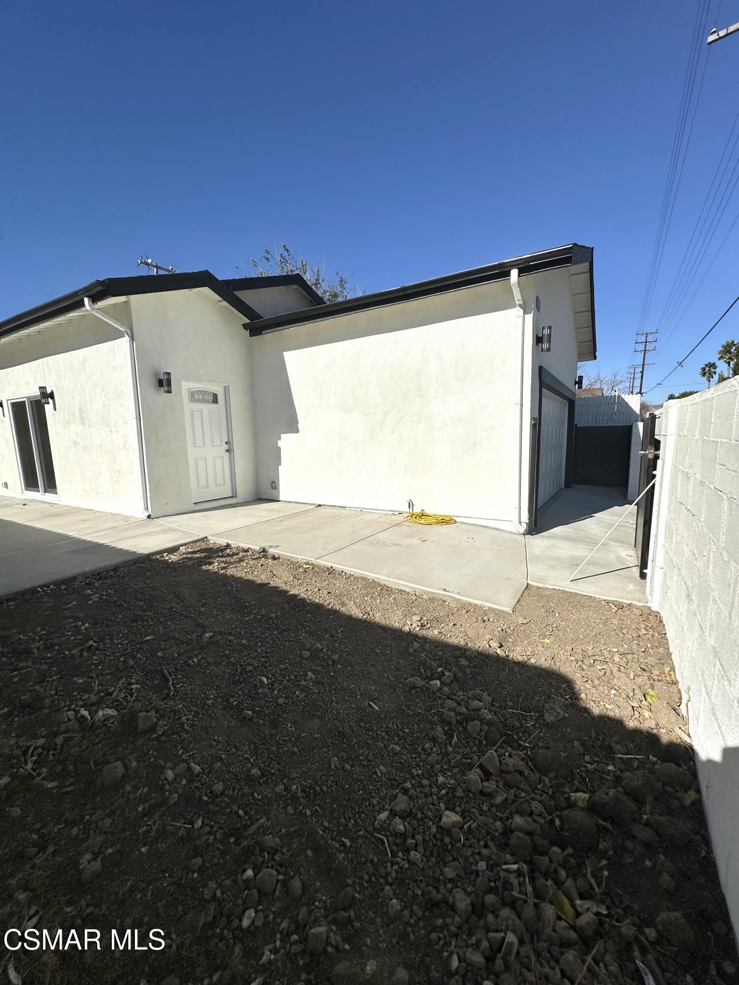 8515 Vanalden Avenue – photo 2