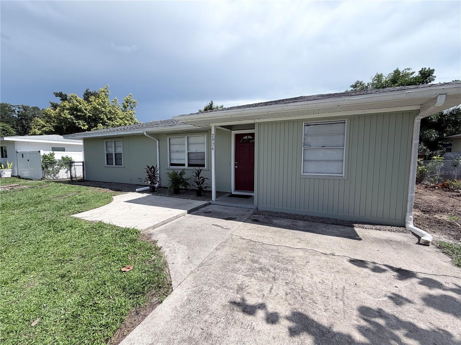 2976 POPLAR Street – photo 1