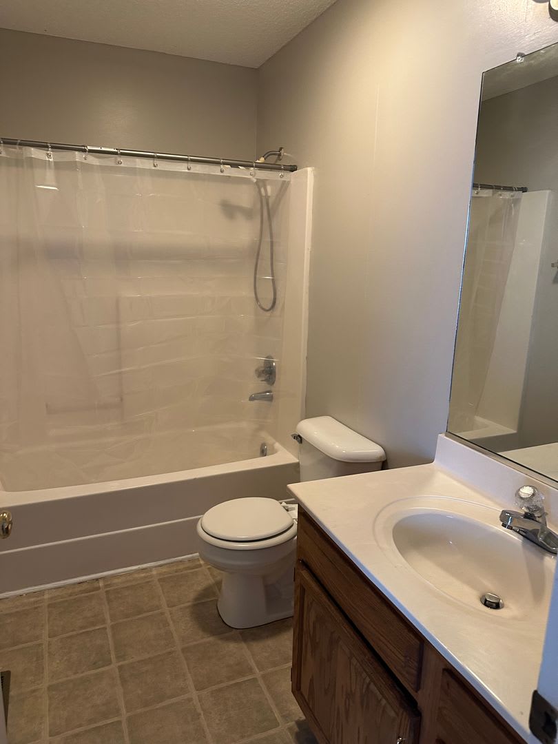 1504 MANORA COURT – photo 4