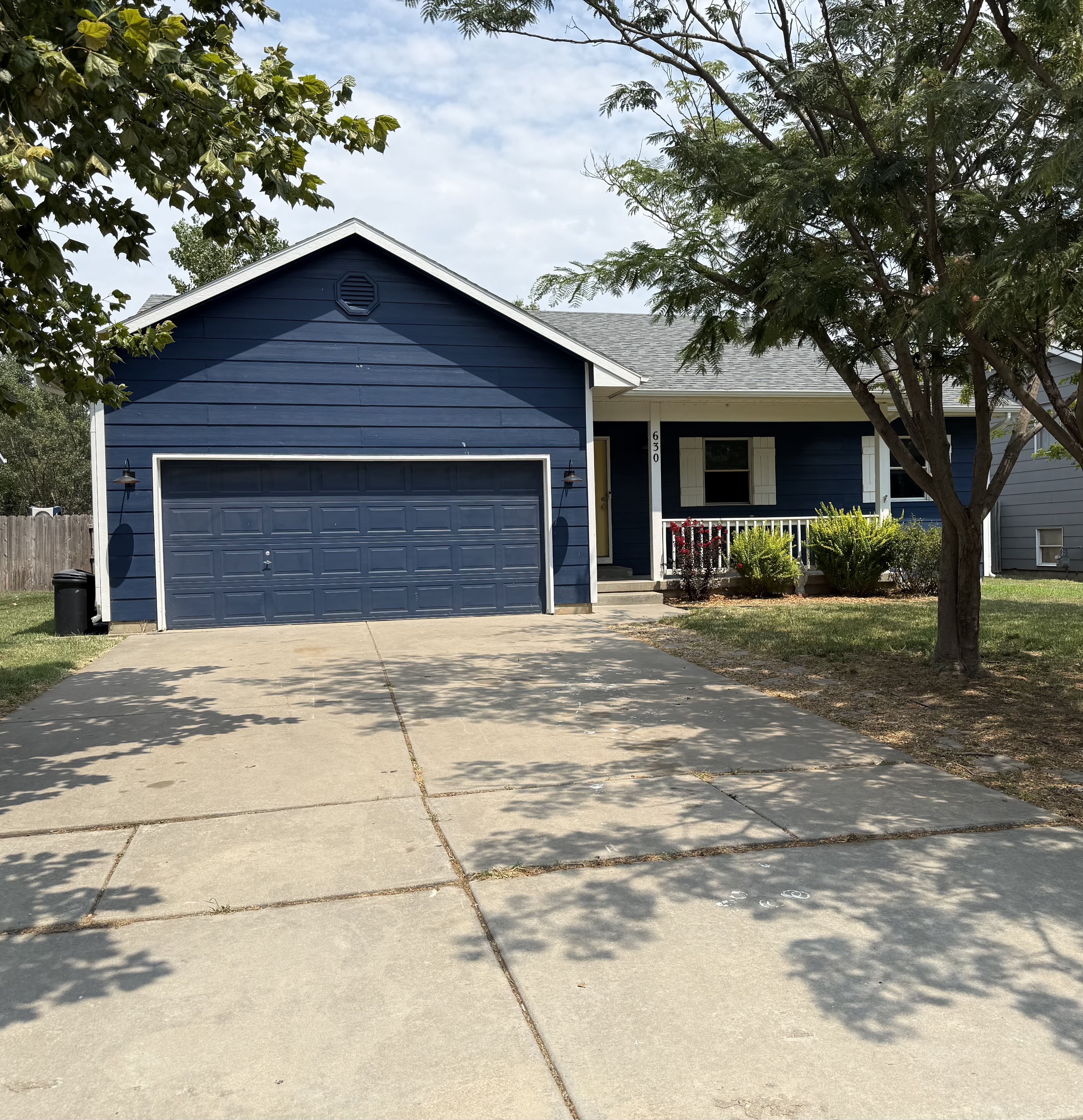 630 W Scott St – photo 1