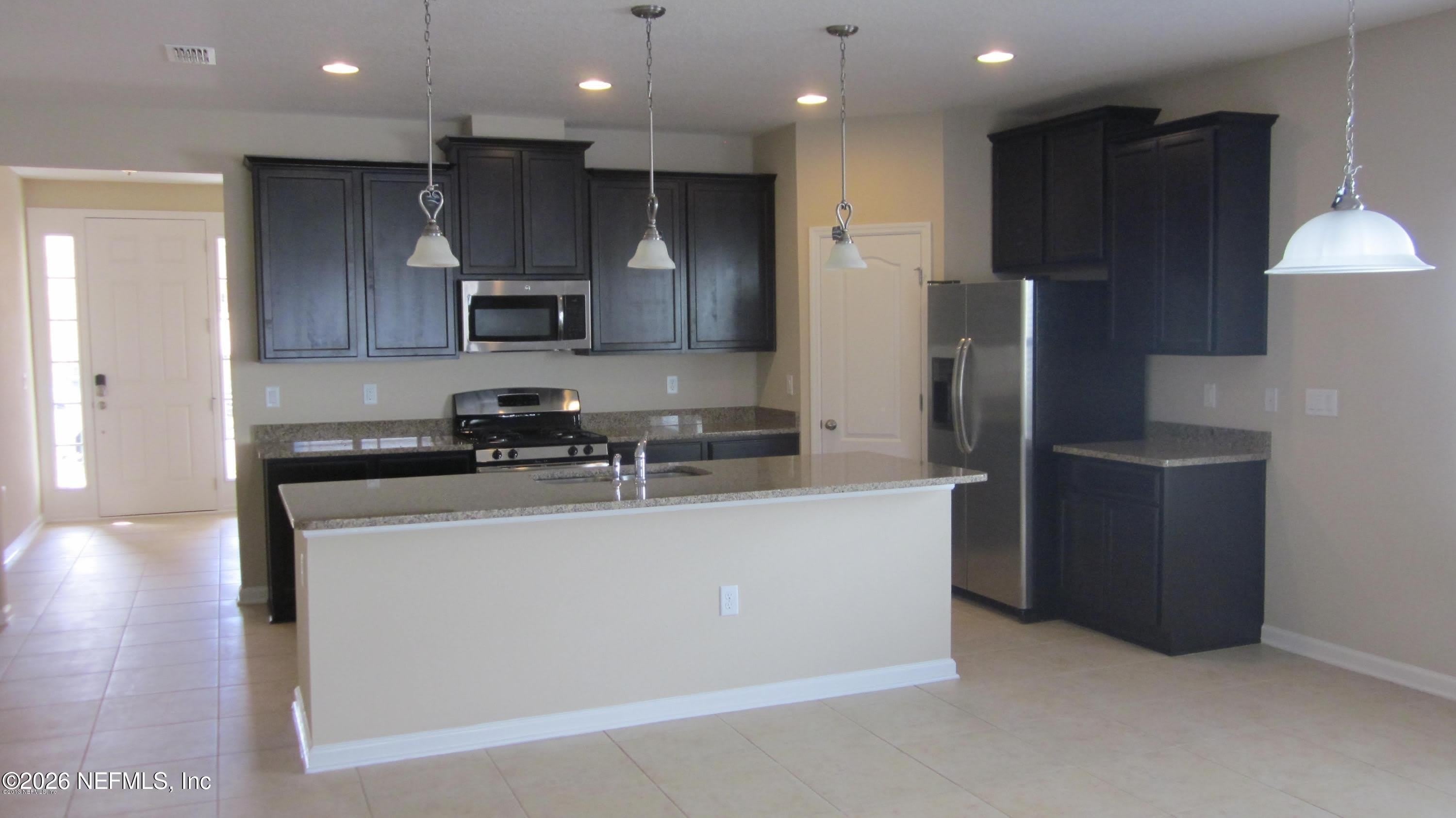 174 TAVERNIER Drive – photo 3