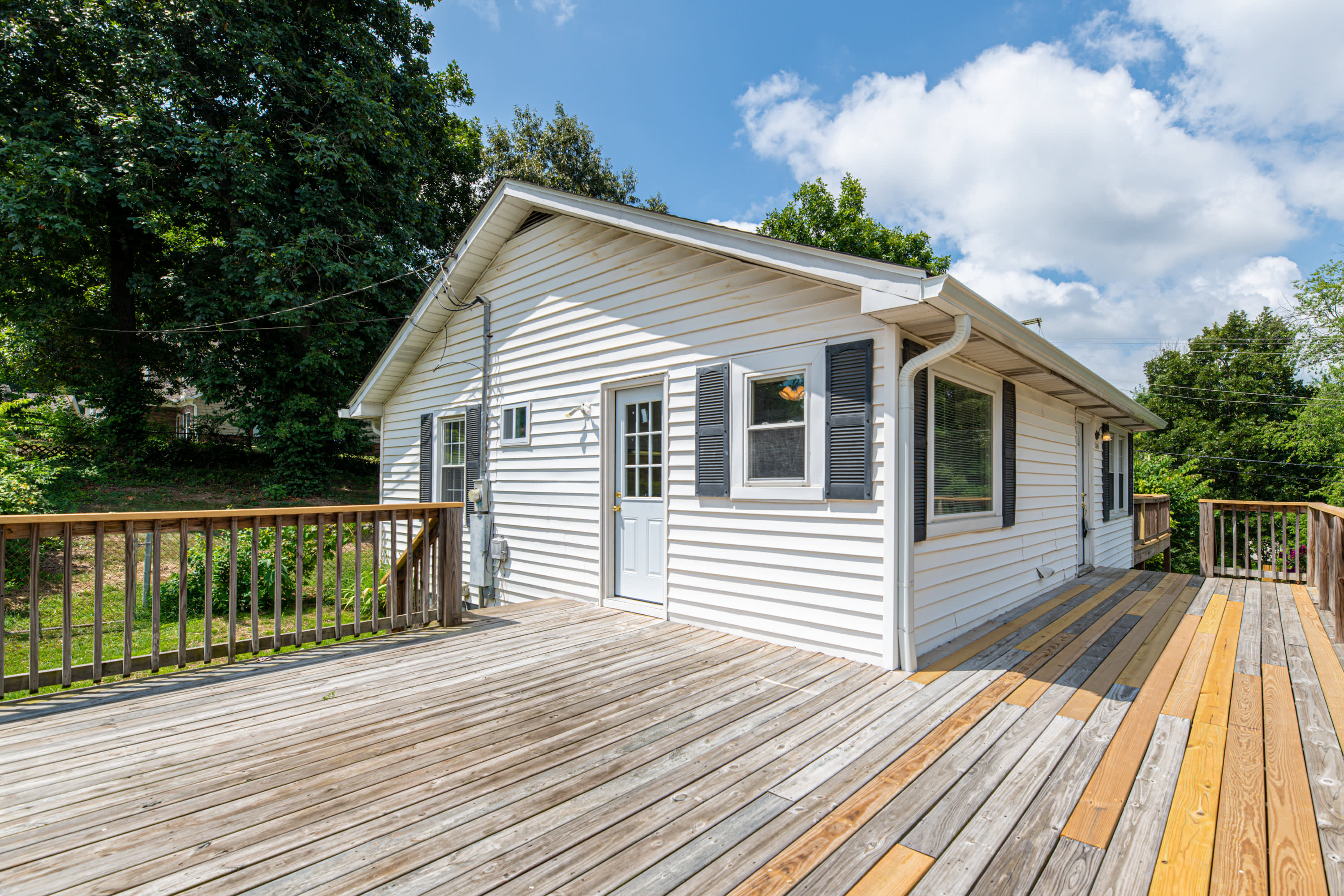 1314 Goldleaf Street – photo 4