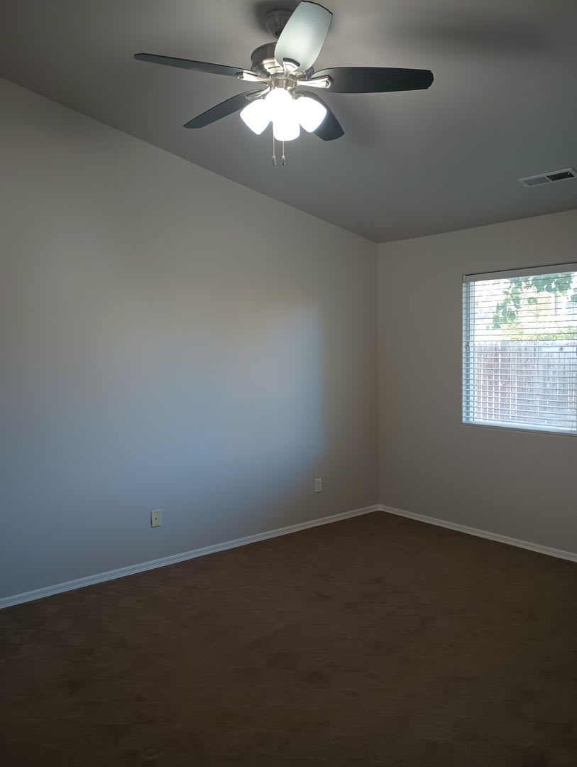Beautiful Home in West Cedar City – photo 5