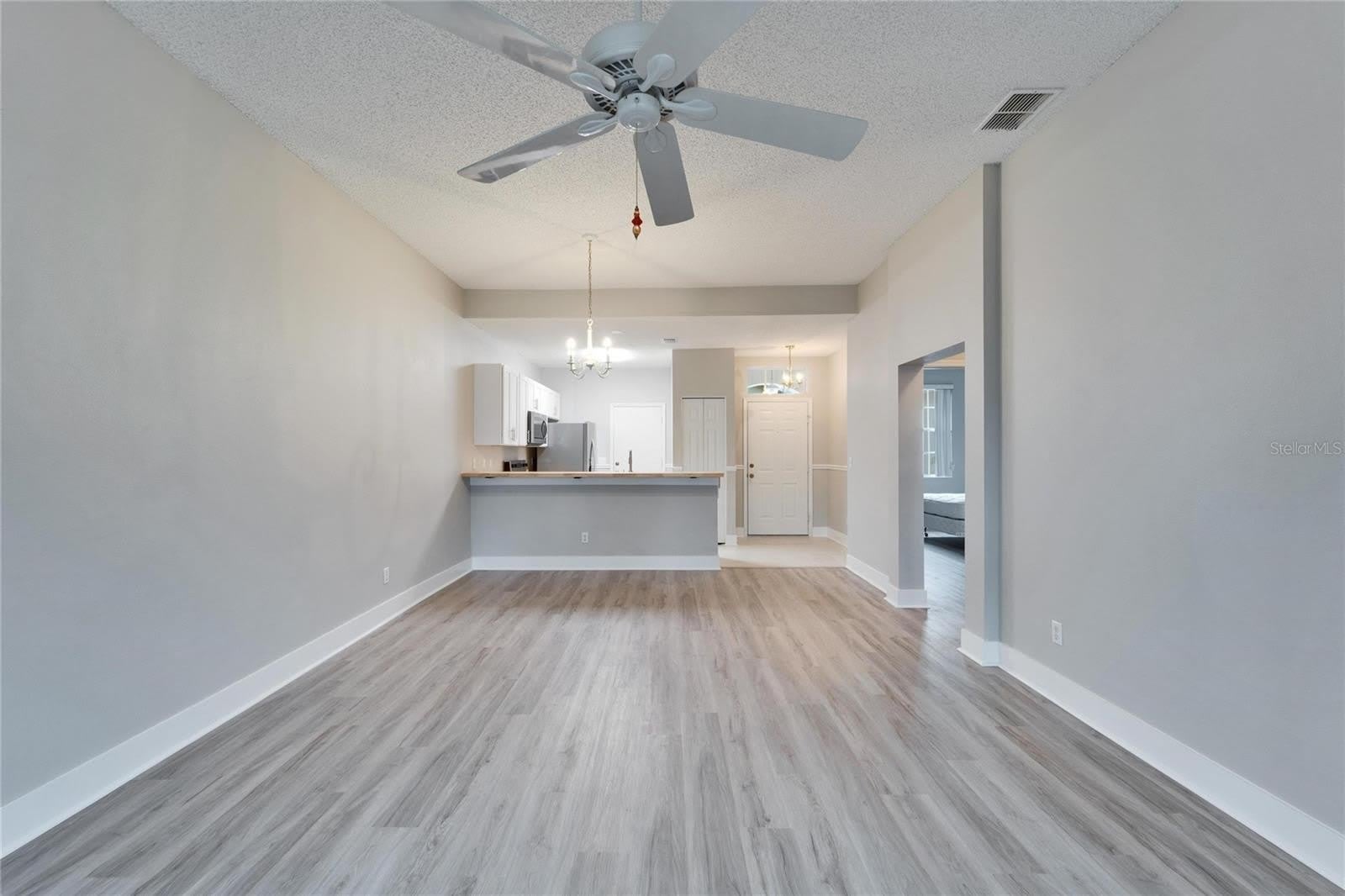 1032 RADISON Avenue – photo 4