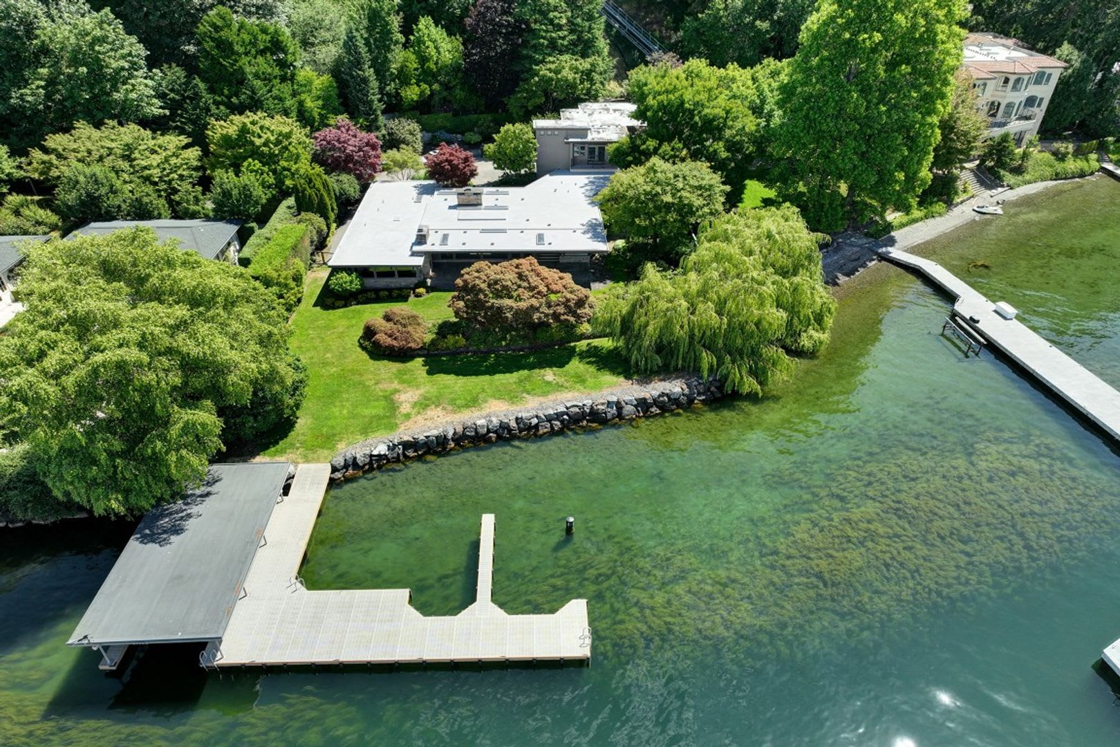 4Bd/4.5Ba Medina Home – photo 3