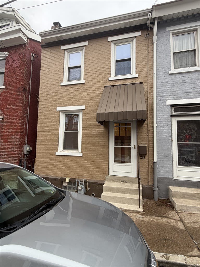 235 38Th St – photo 1