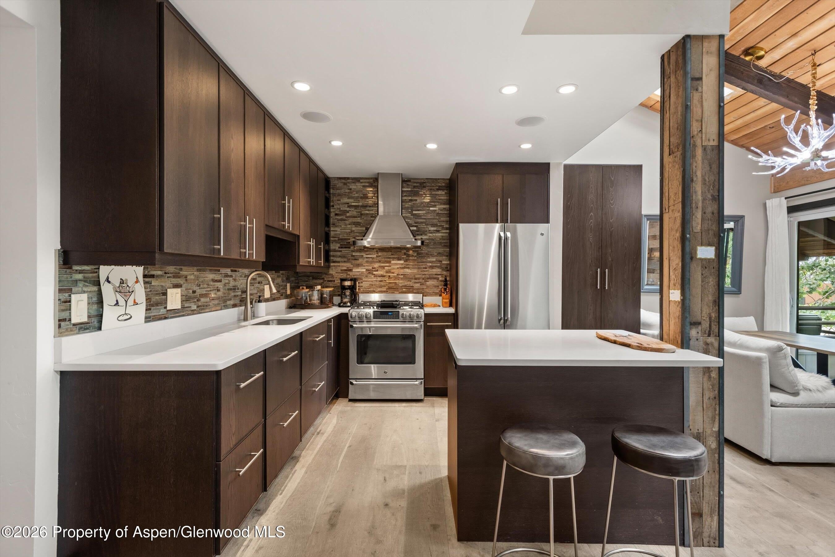 34 Lower Woodbridge Road – photo 3