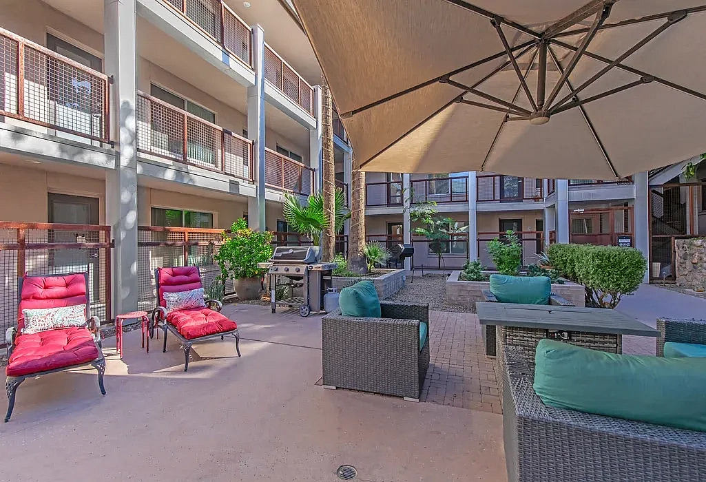 The Flats At Julian Drew Block – photo 1
