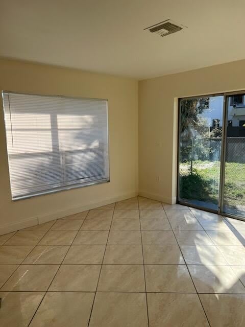 20682 NW 38th Avenue – photo 3