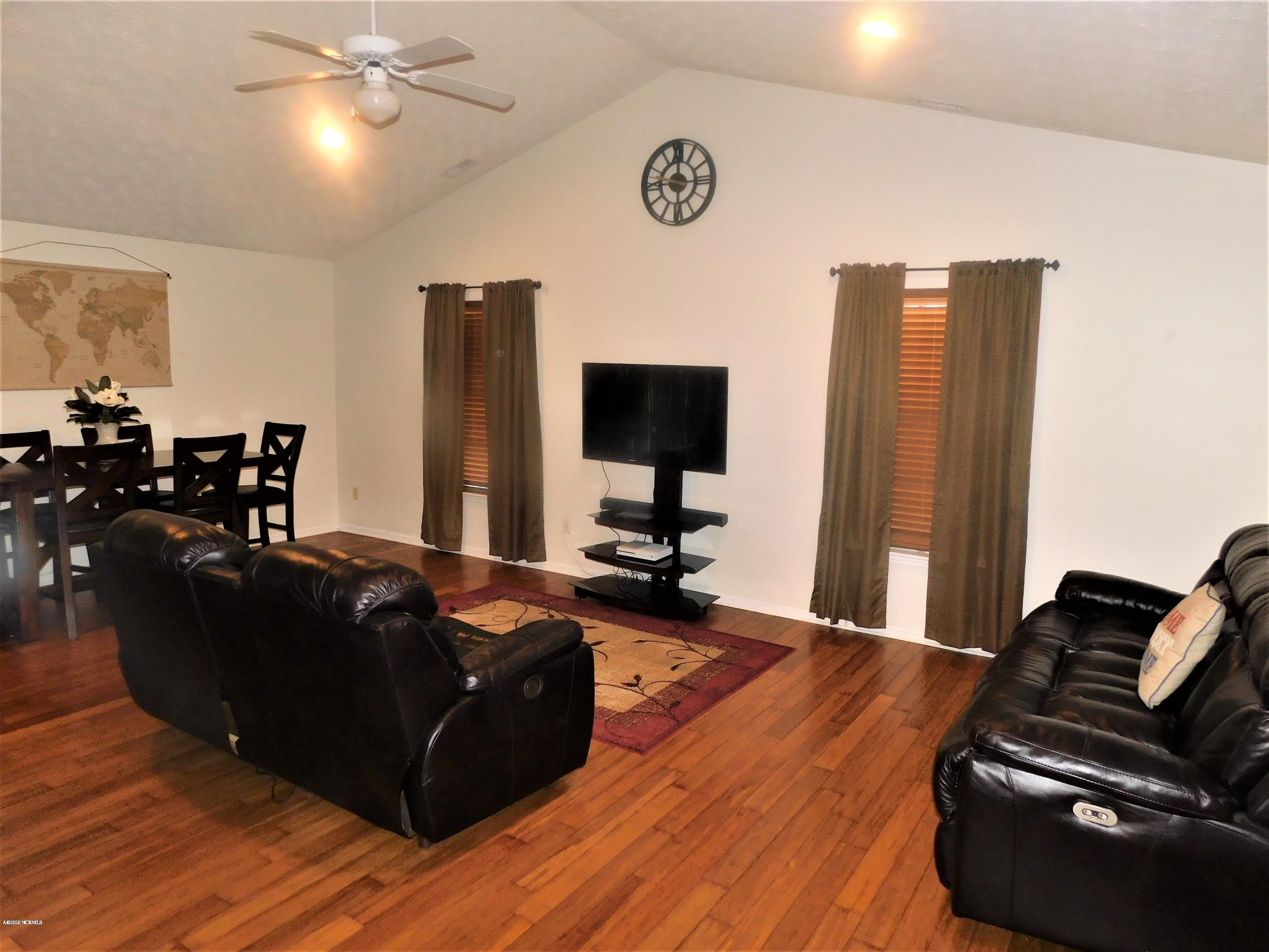 312 Kathryn Court – photo 2