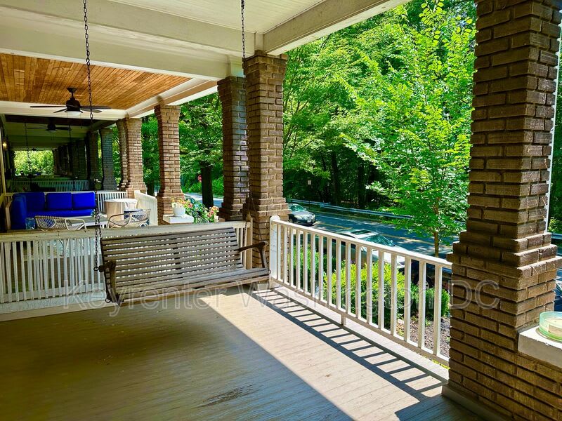 3211 Adams Mill Rd – photo 3