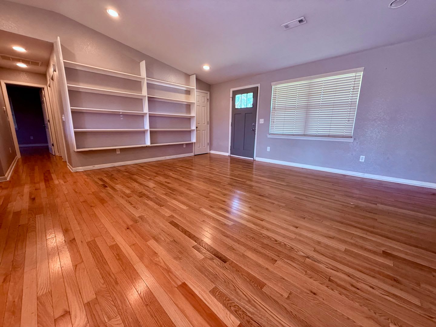 ***108 SE 13th Street*** – photo 4