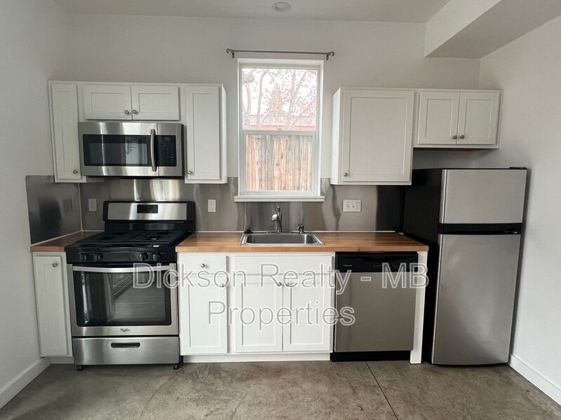 263 Thoma Street – photo 5