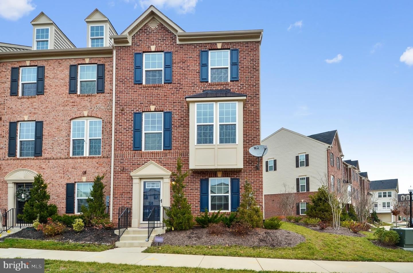 3650 WRIGHT TER NE – photo 1