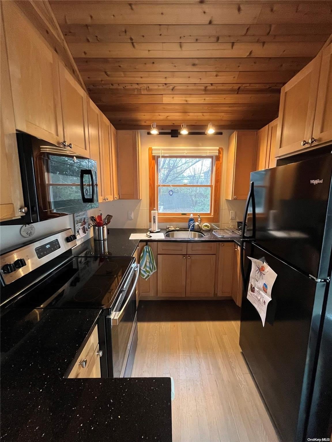 6 Champlain – photo 4