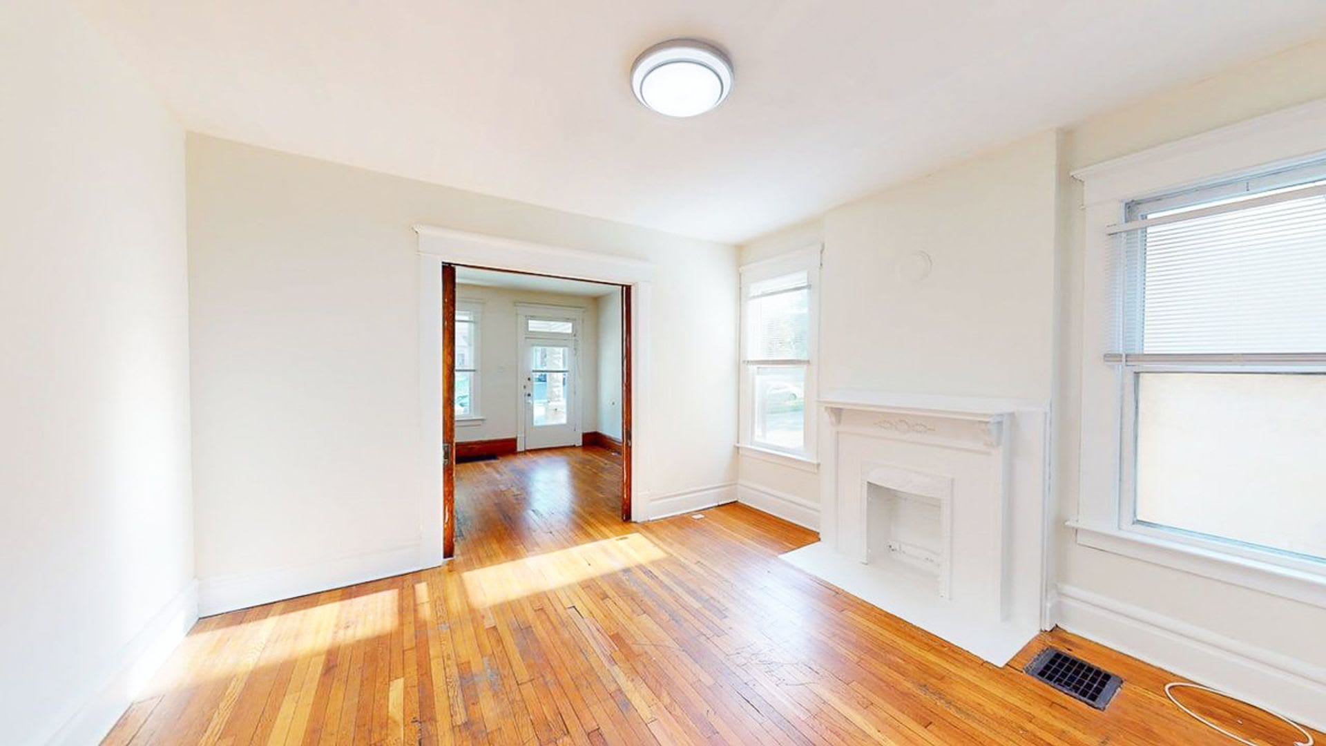 7 SPACIOUS BEDROOMS + 2.5 FULL BATHS AMAZING LOCATION! AVAILABLE!! Fall 2027!! – photo 5