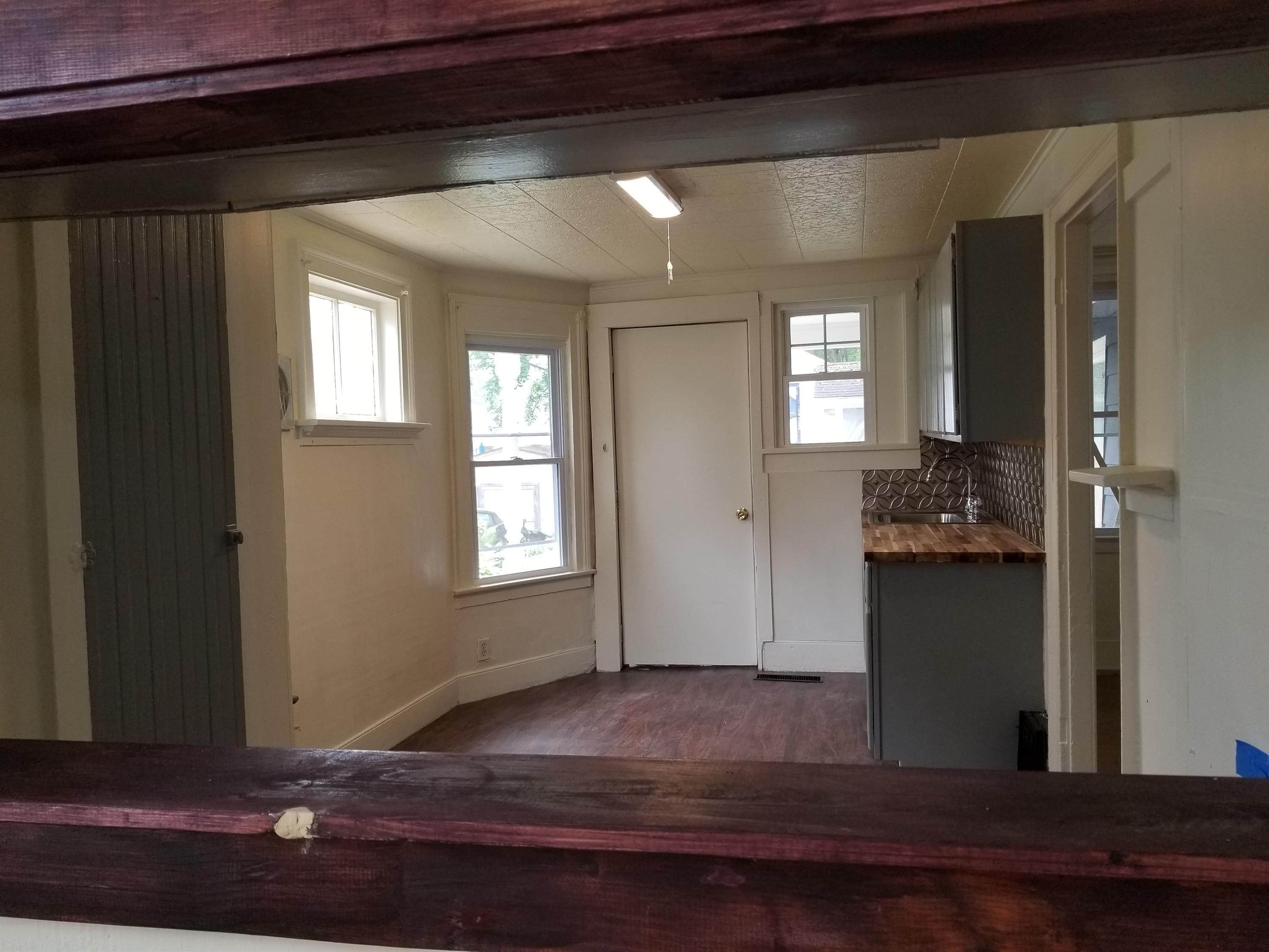 218 East Jackson Street – photo 5