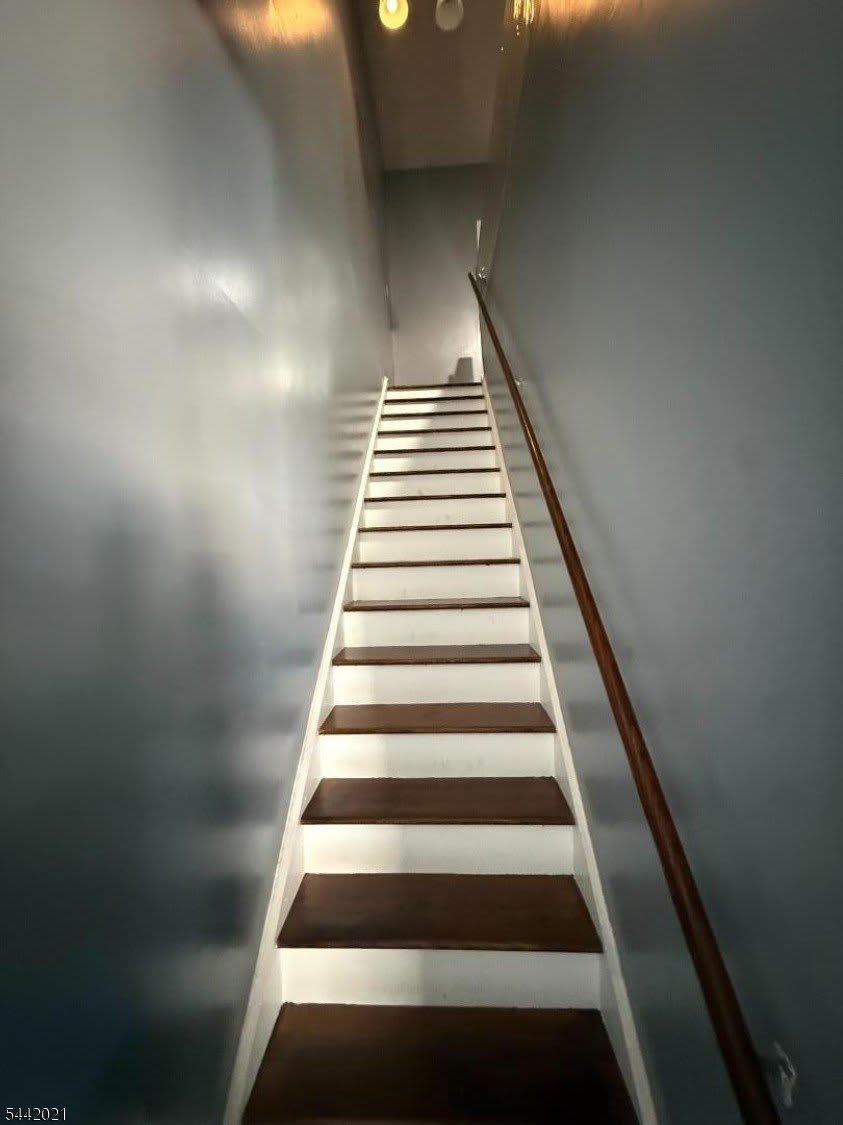 11 Wakeman Ave – photo 5
