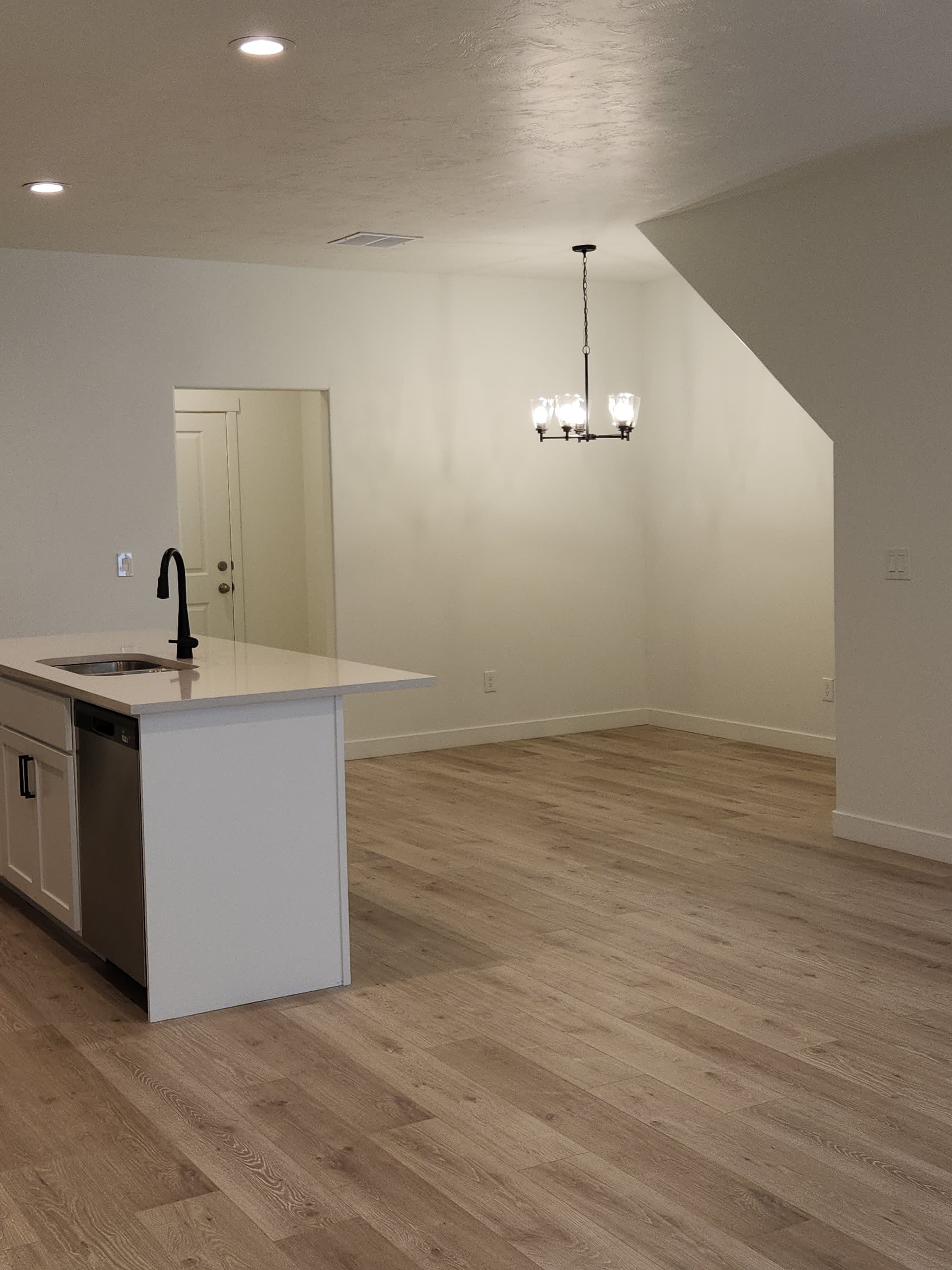 968 South 850 West – photo 5