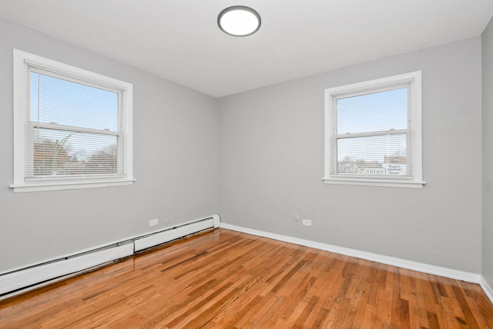 7906 South Wabash Avenue – photo 4
