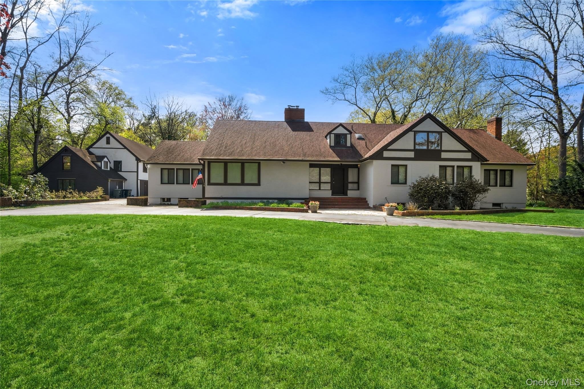 19 Frost Creek Drive – photo 1
