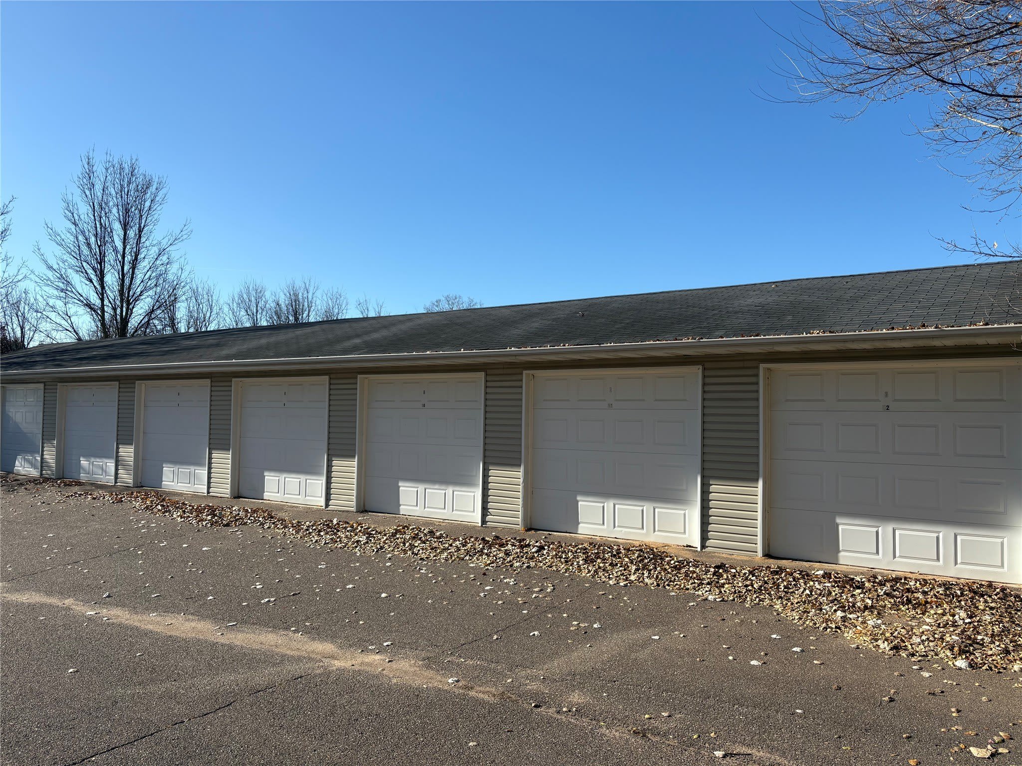 705 Bruce Court – photo 2
