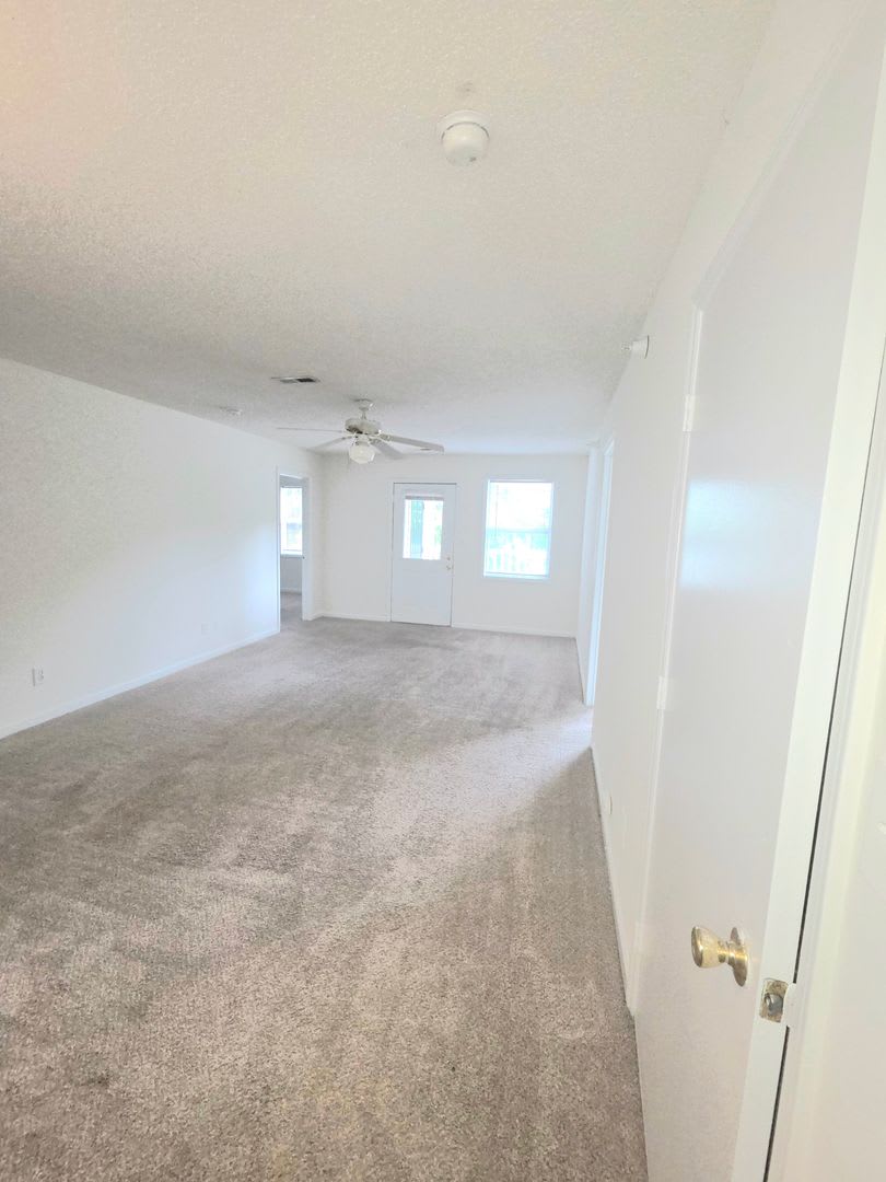 4 Bed 4 Bath Condo At University Oaks With Individual Room Rentals 250 Off Your First Full Month S Rent – photo 4