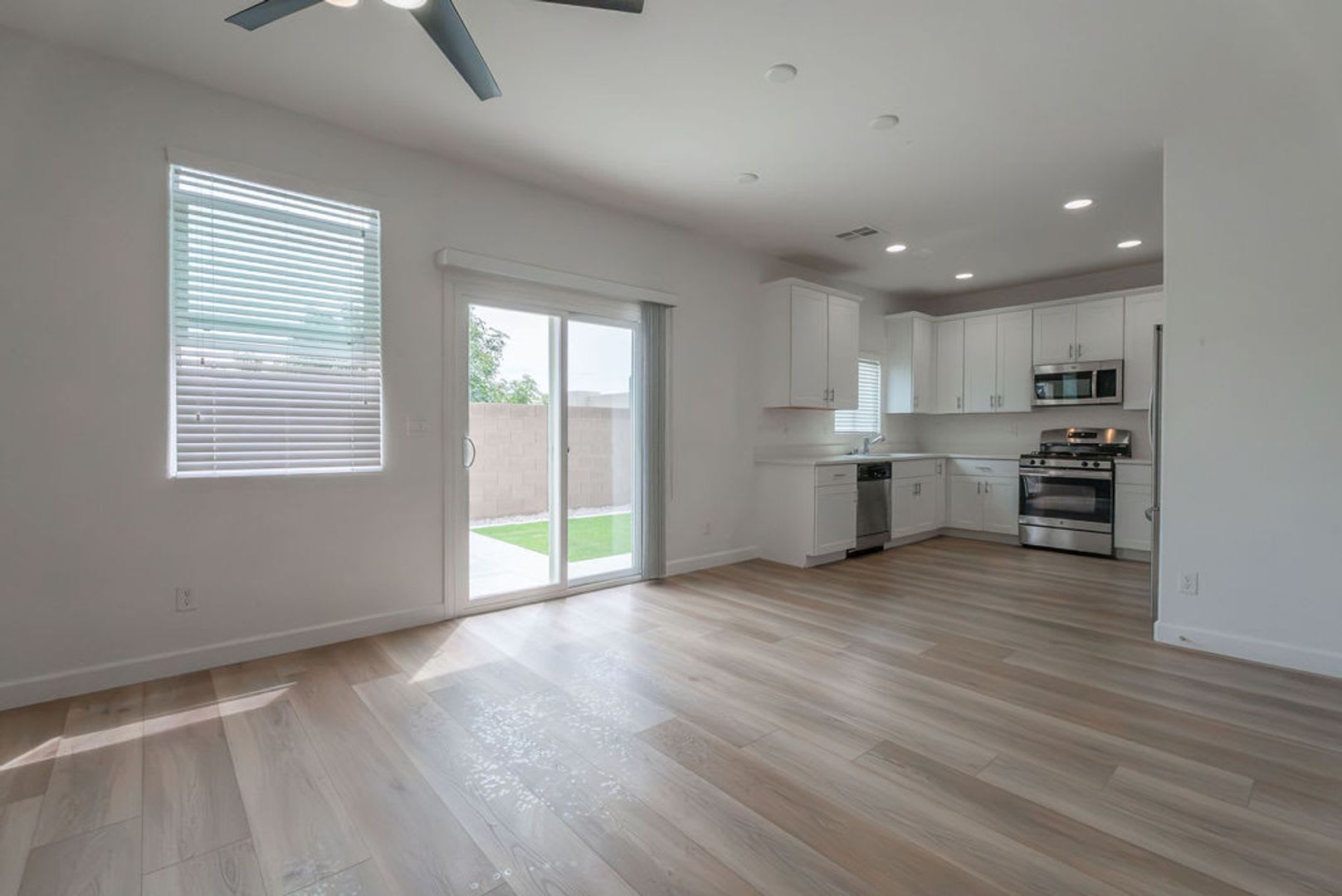 5474 Enchanted Rose Street Las Vegas Nv 89148 – photo 1
