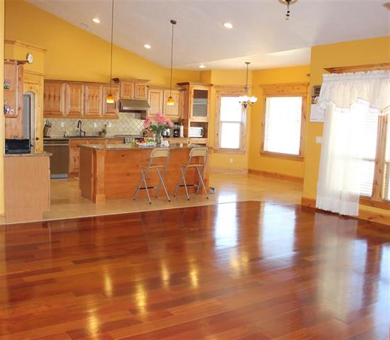 11764 W Granger St – photo 4