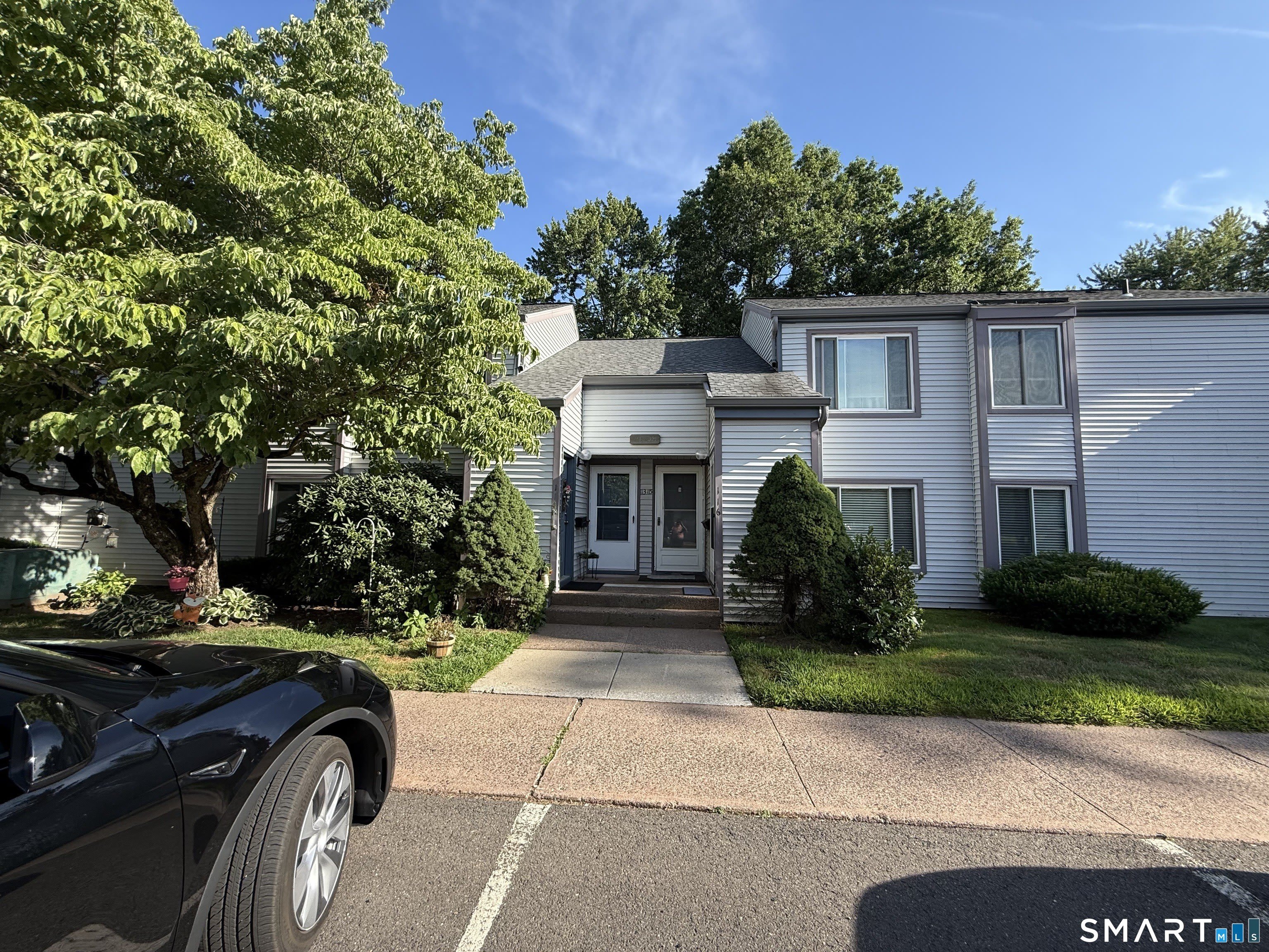 113 Candlewood Drive – photo 1