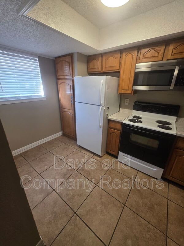 3316 Caldera Blvd 124 – photo 5