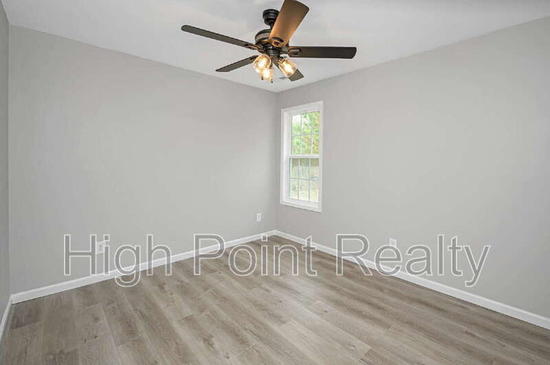 85 Smith Glen Dr – photo 5