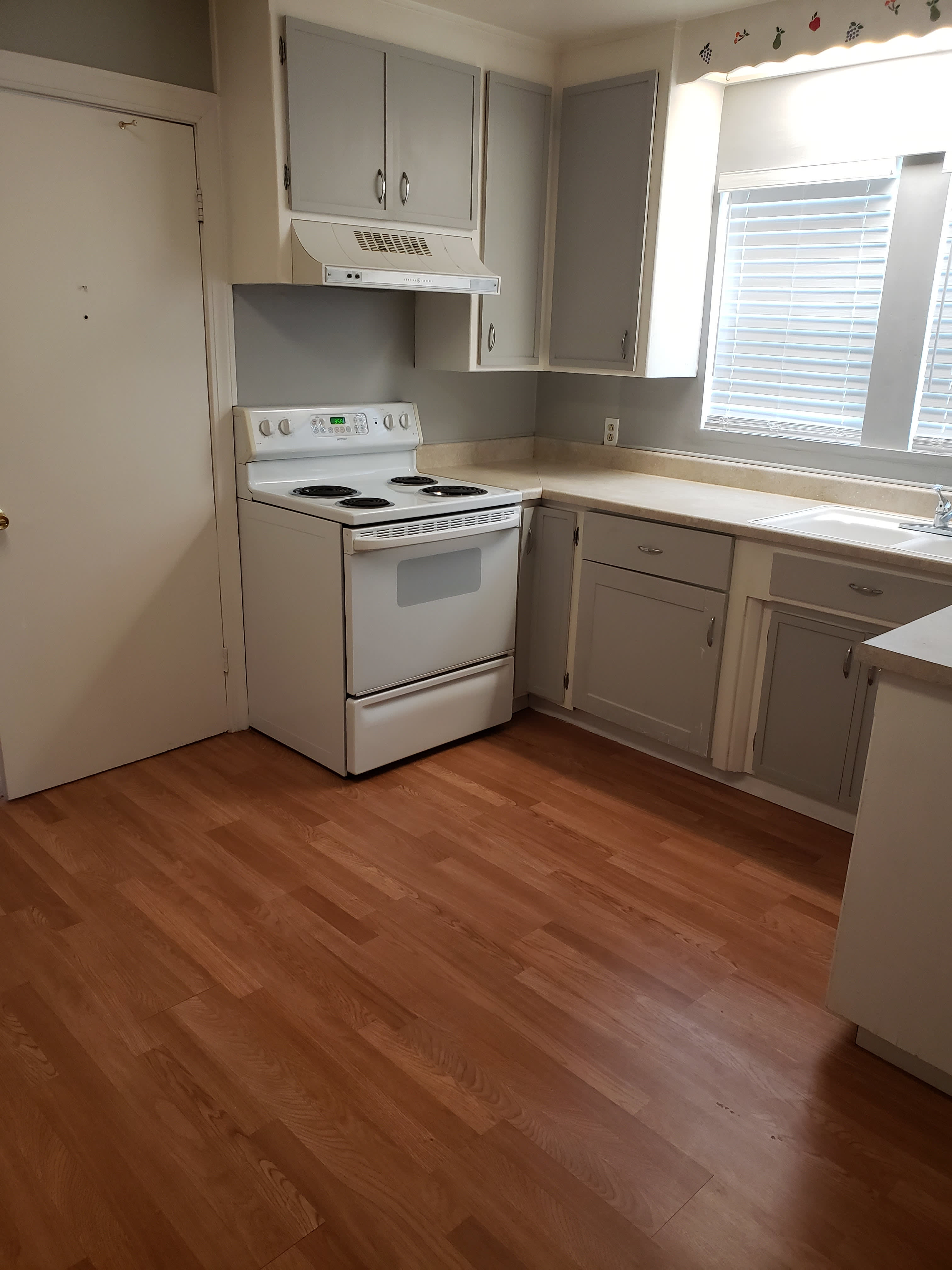 602 West G Street – photo 3