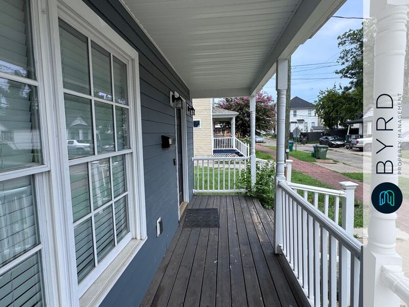 115 E 14th St – photo 2