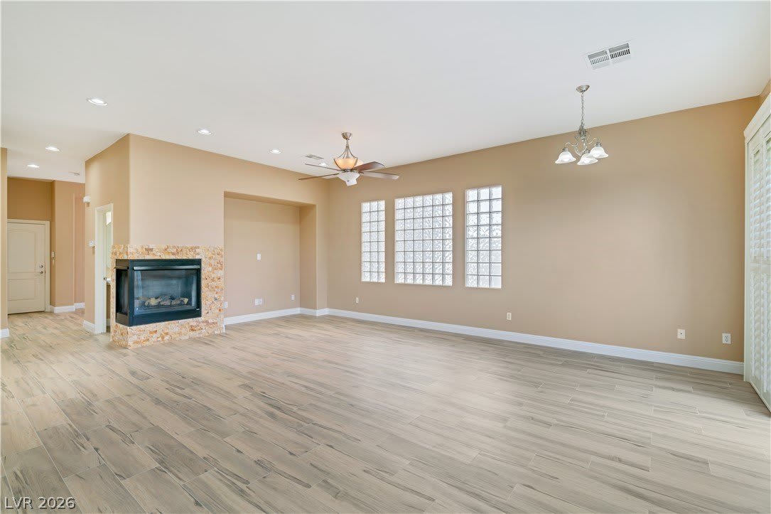 9180 Worsley Park Place – photo 4