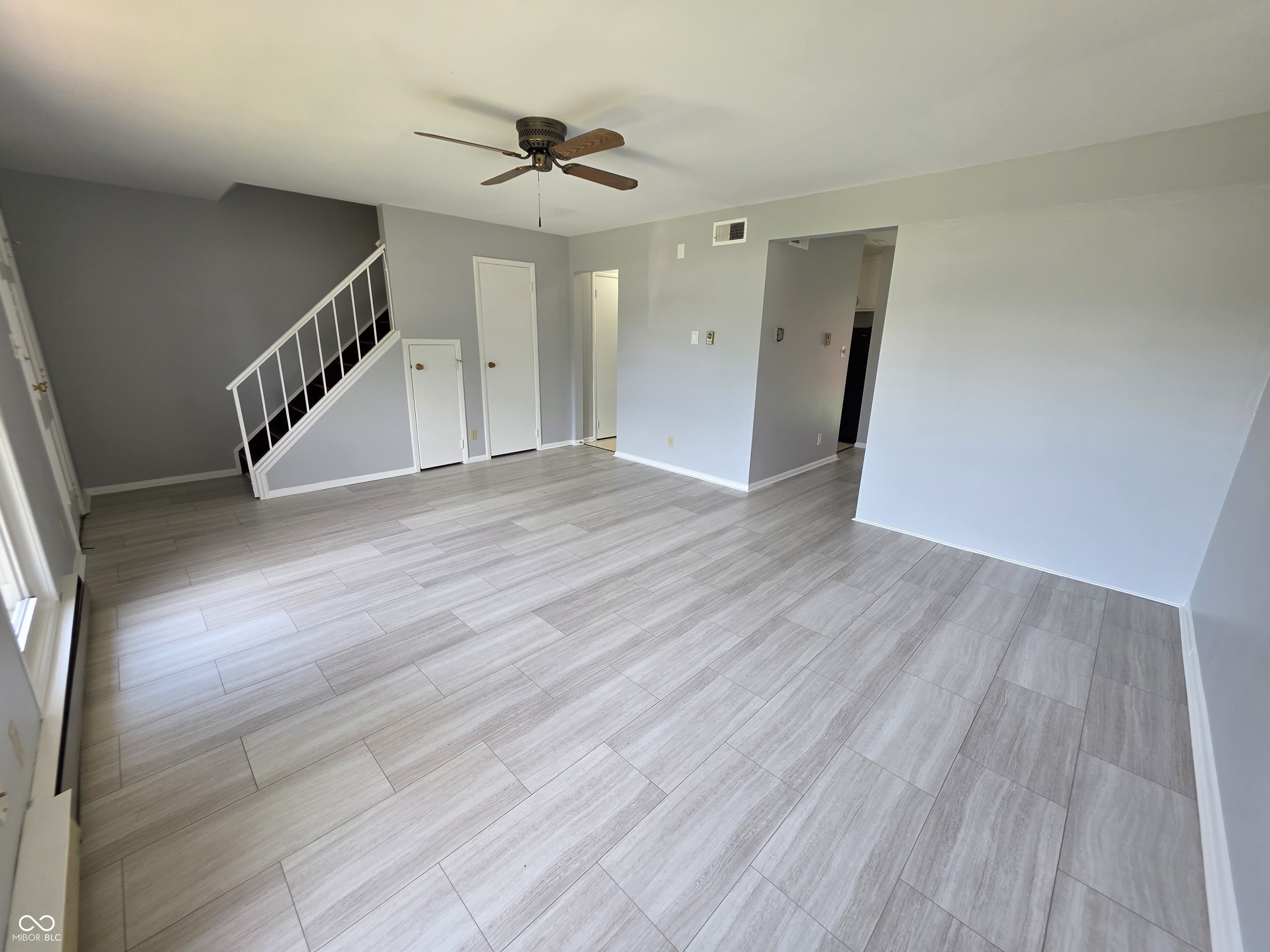 4929 Mount Vernon Drive – photo 3