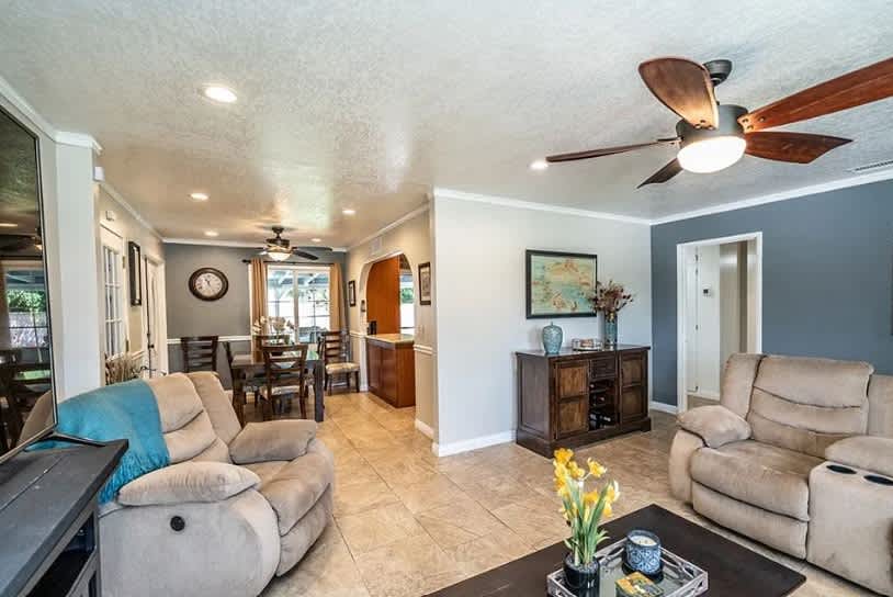 215 South Florette Street – photo 2