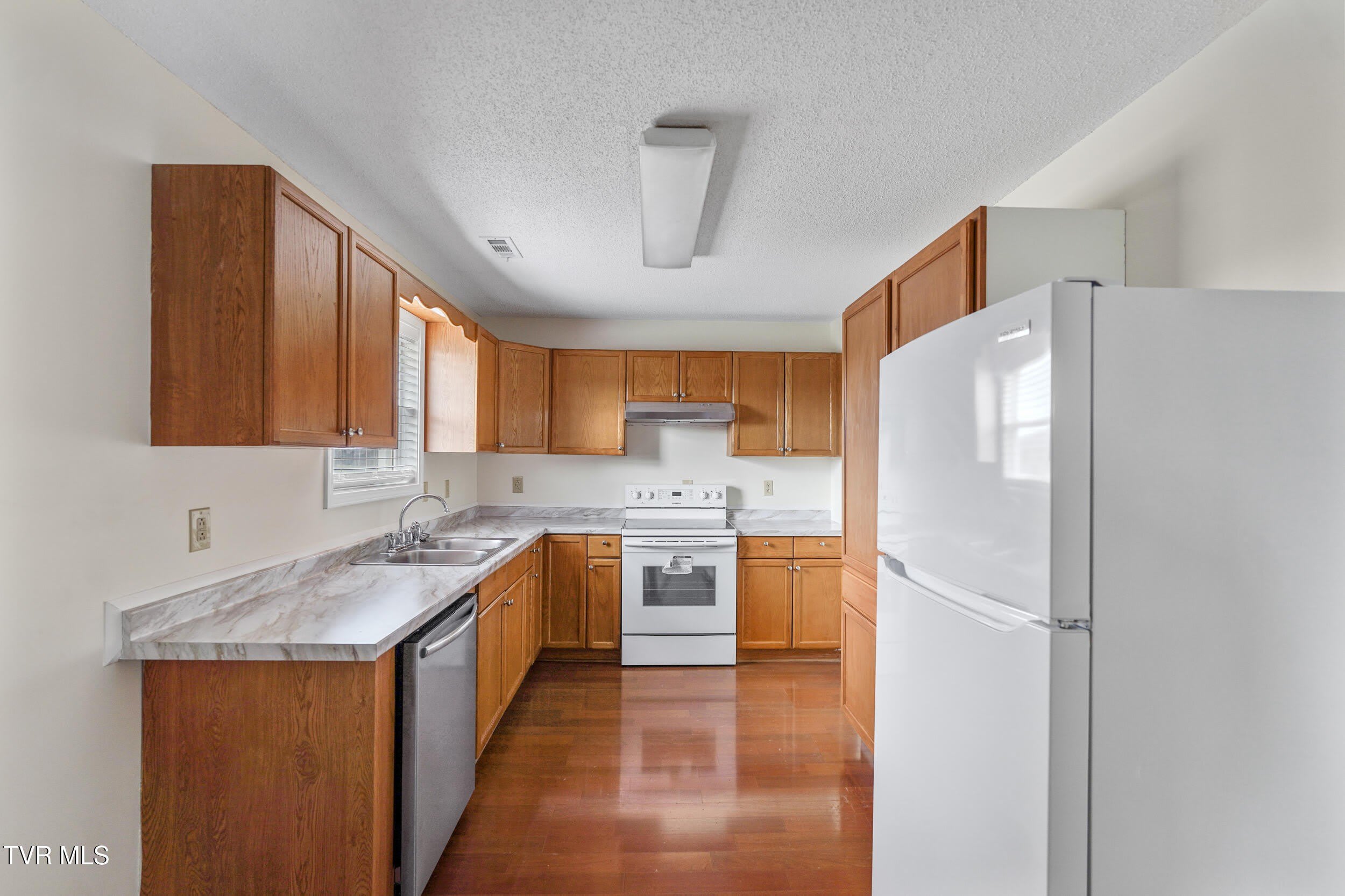 3847 Highway 394 – photo 5