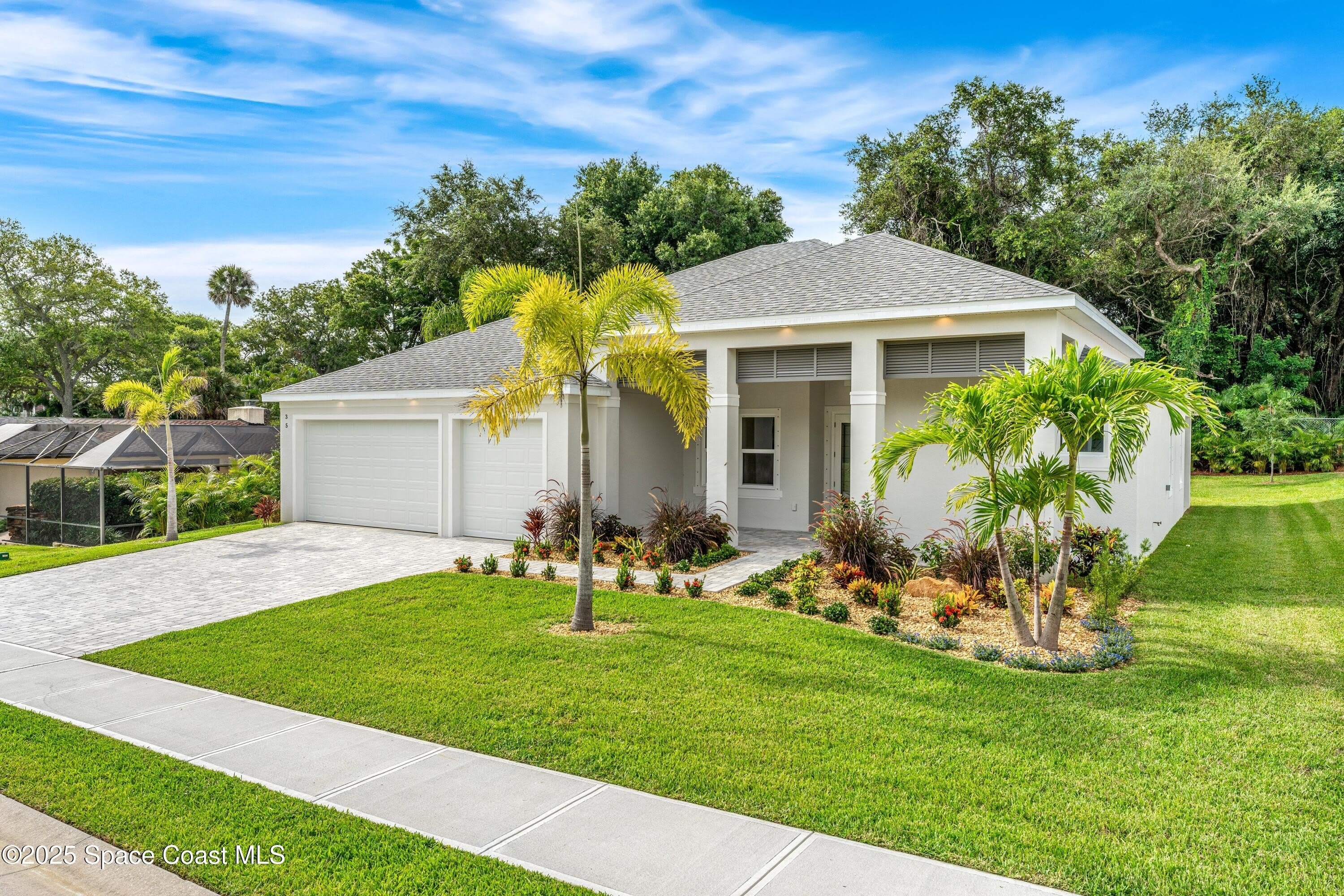 35 Loch Ness Drive – photo 2