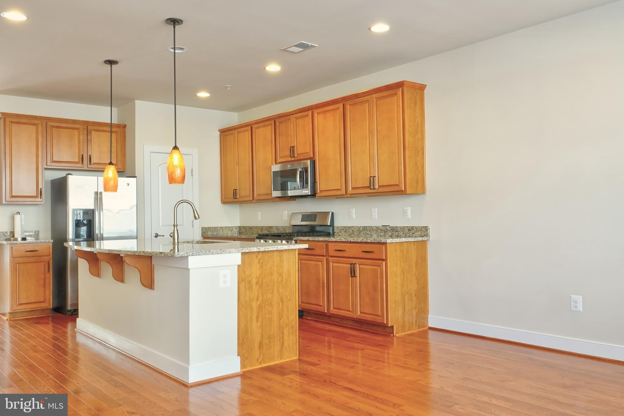 219 BALDWIN Street – photo 5