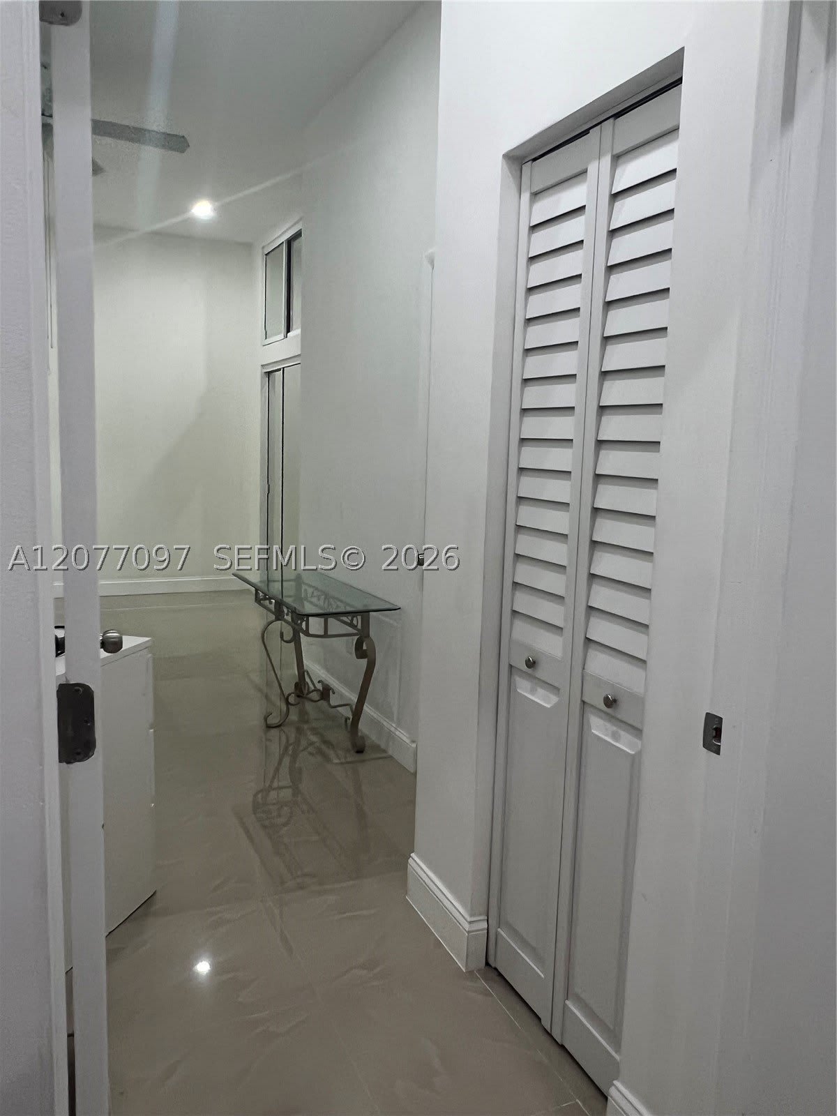 1412 SW 82nd Ct – photo 2