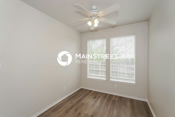 204 Ridgeway Boulevard – photo 5