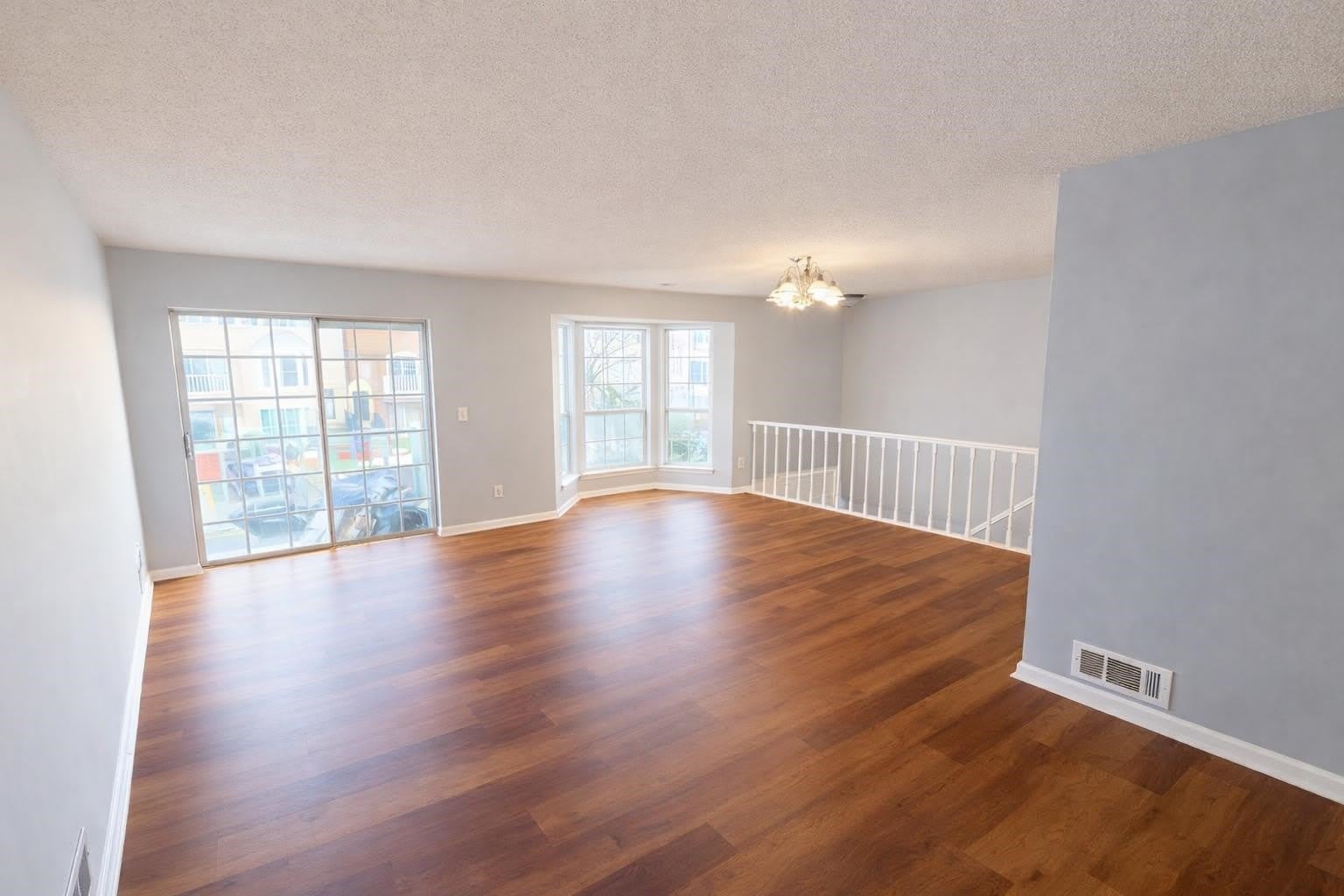 7 HOLLY ST – photo 1