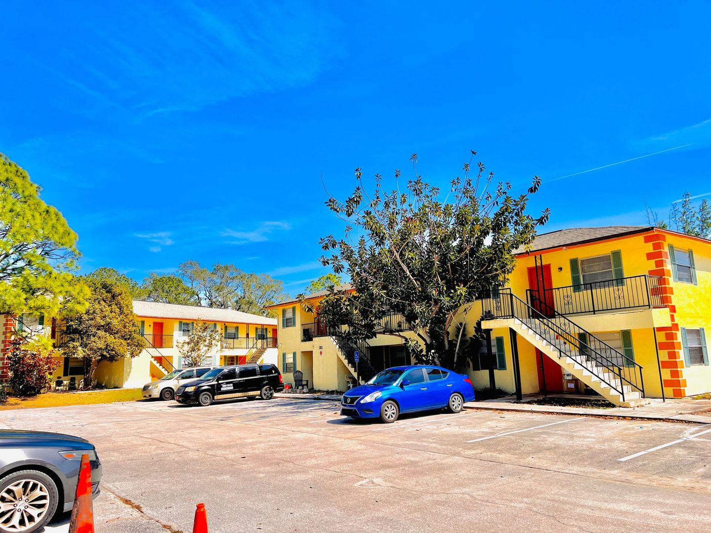 Knox N – photo 1