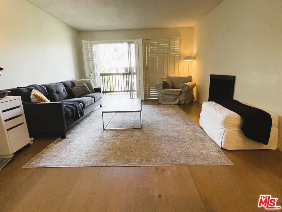 8314 Raintree Cir – photo 5